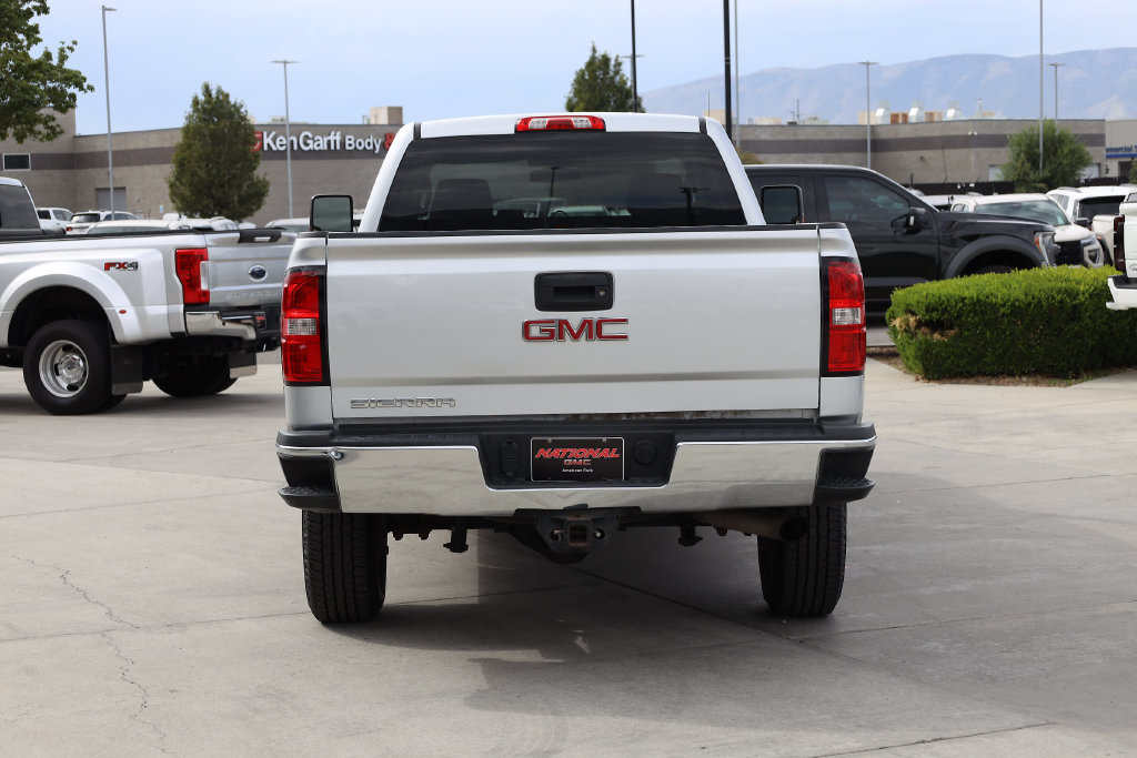 Used 2019 GMC Sierra 2500 4x4 Double Cab w/ Sierra Convenience Package image 5