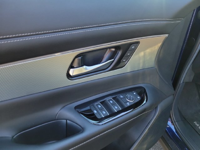 Certified 2025 Nissan Murano SL w/ Cargo Package AWD/4WD image 19