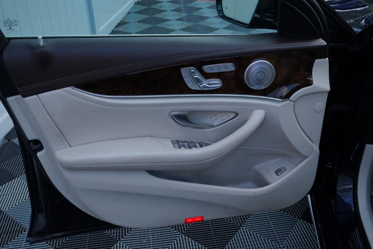 Used 2019 Mercedes-Benz E 450 4MATIC Wagon w/ Premium Package image 16