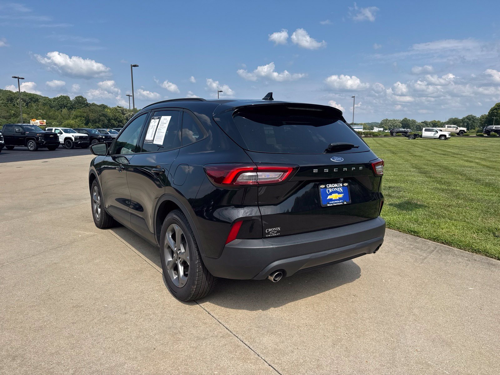 Used 2025 Ford Escape ST-Line FWD image 7