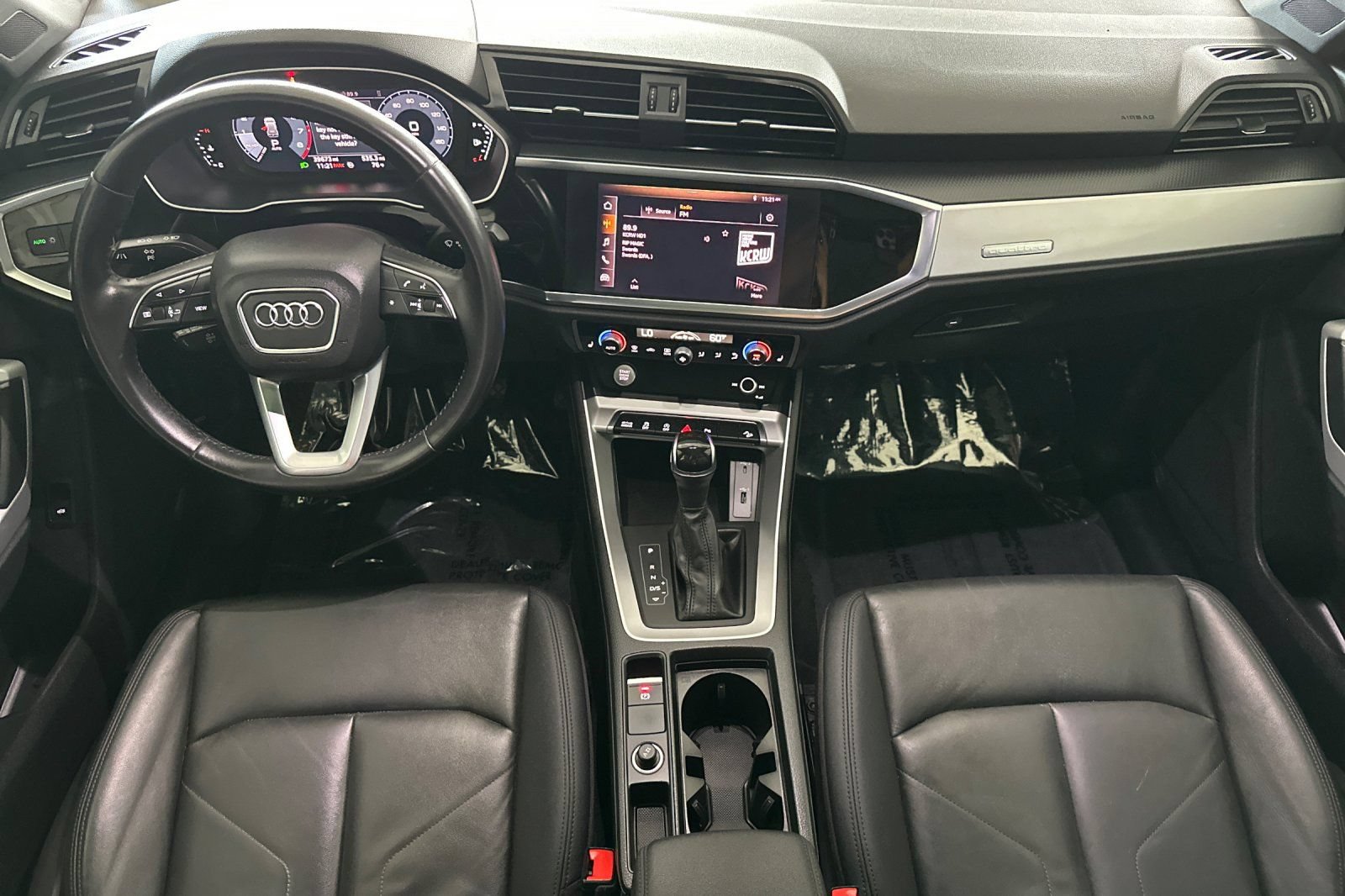 Used 2020 Audi Q3 2.0T Premium w/ Convenience Package AWD/4WD image 14