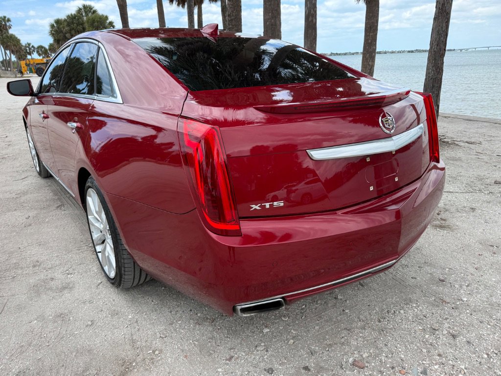 Used 2015 Cadillac XTS Luxury w/ Driver Awareness Package FWD image 4
