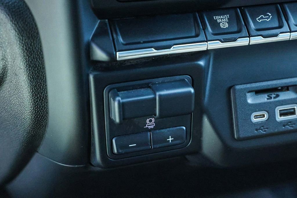 Used 2022 Chevrolet Silverado 3500 LTZ image 37