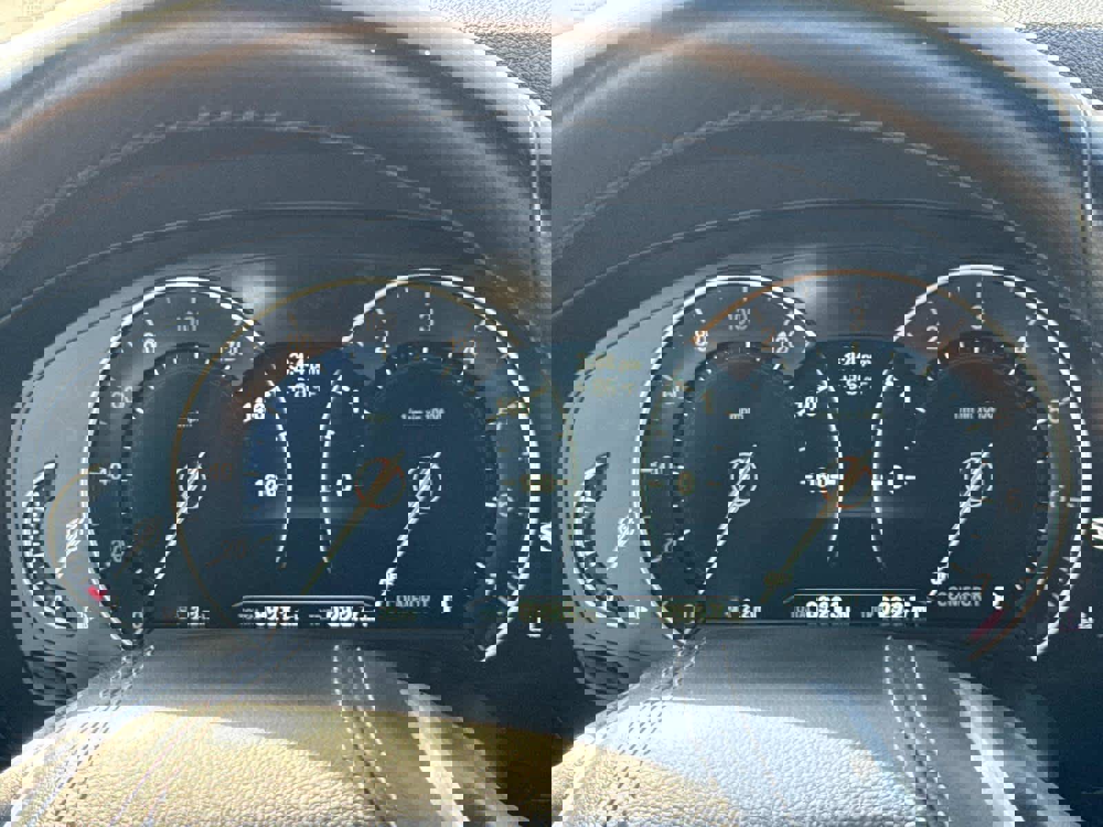 Used 2018 BMW 540i xDrive w/ M Sport Package image 24