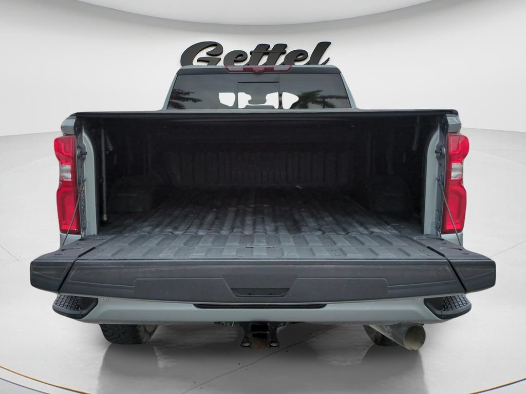 Used 2024 Chevrolet Silverado 2500 High Country w/ High Country Premium Package AWD/4WD image 9
