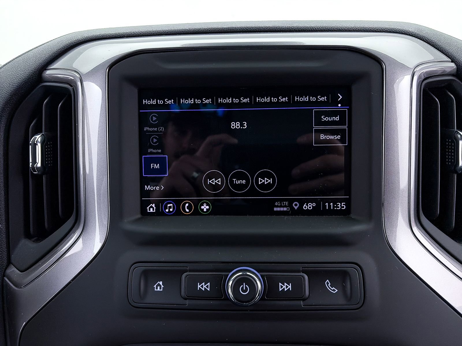 Used 2025 GMC Sierra 1500 AT4X image 22