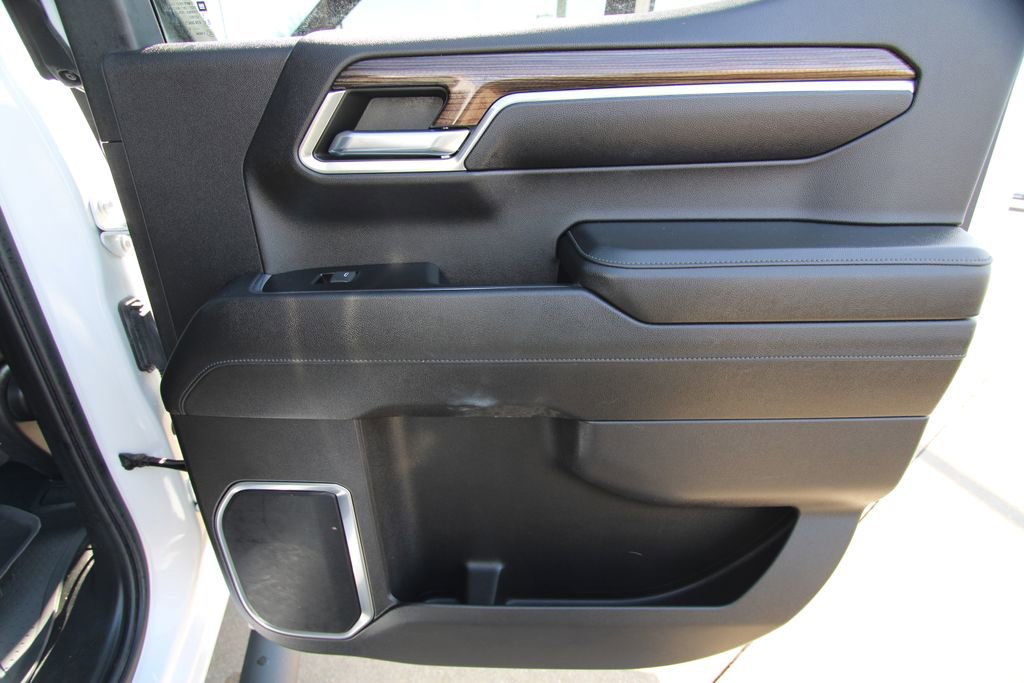 Used 2022 Chevrolet Silverado 1500 RST w/ Redline Edition image 36