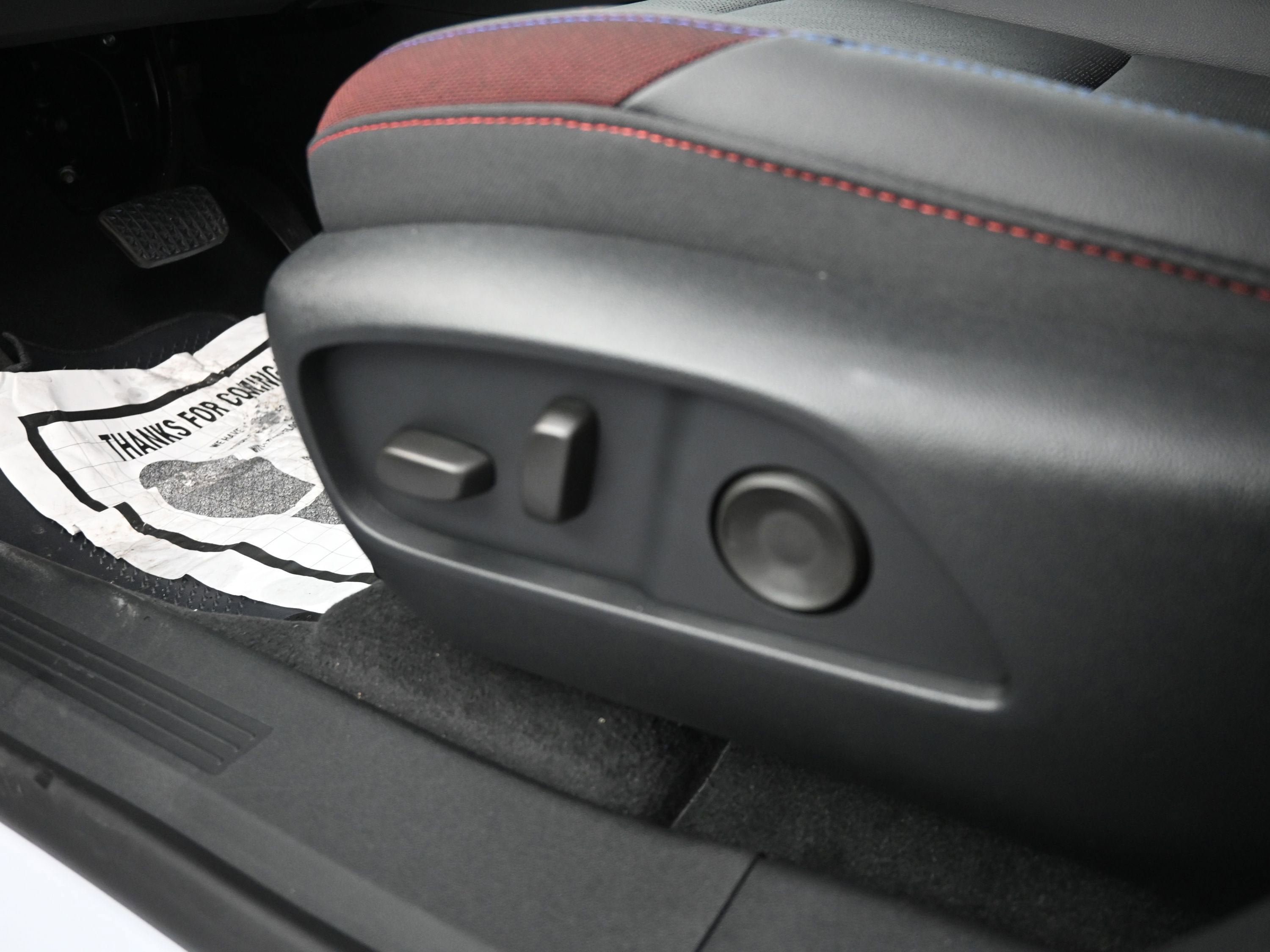 New 2026 Chevrolet Equinox RS AWD/4WD image 11