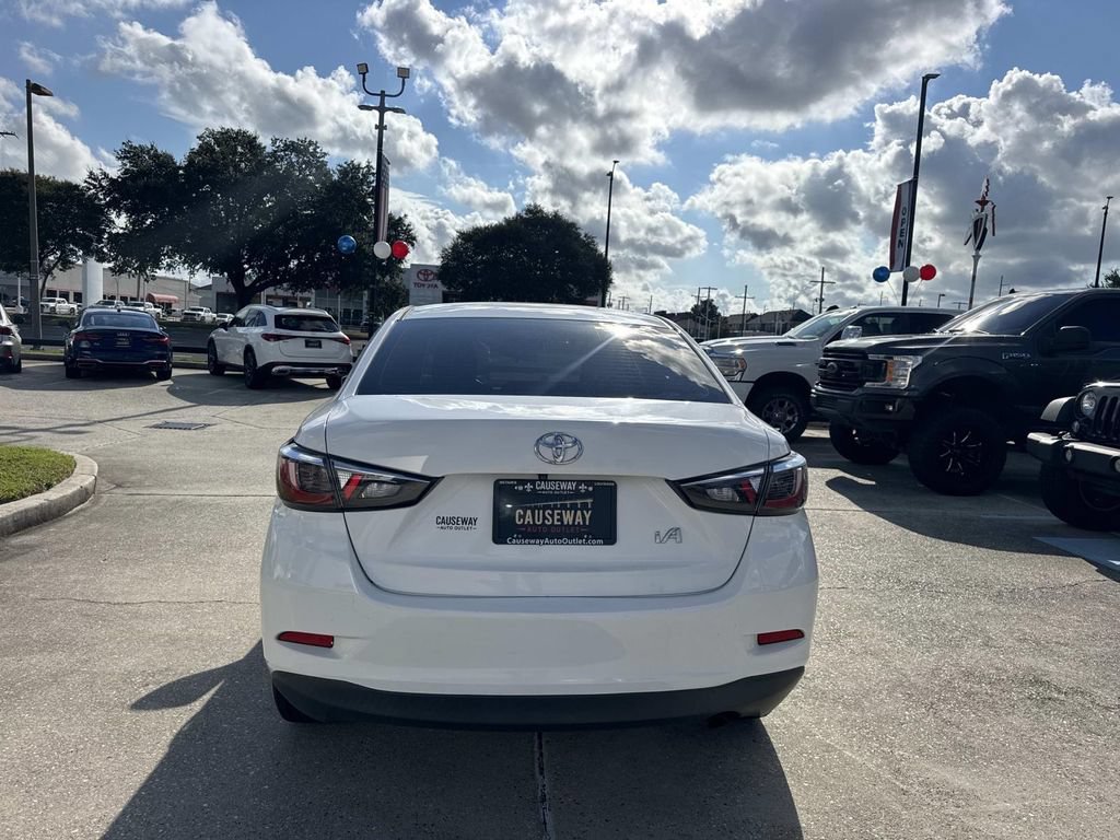 Used 2018 Toyota Yaris iA FWD image 6