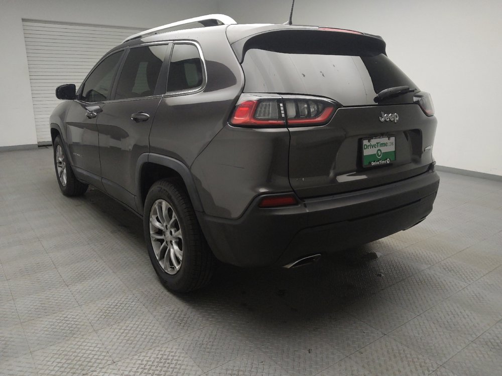 Used 2019 Jeep Cherokee Latitude Plus w/ Cold Weather Group image 5