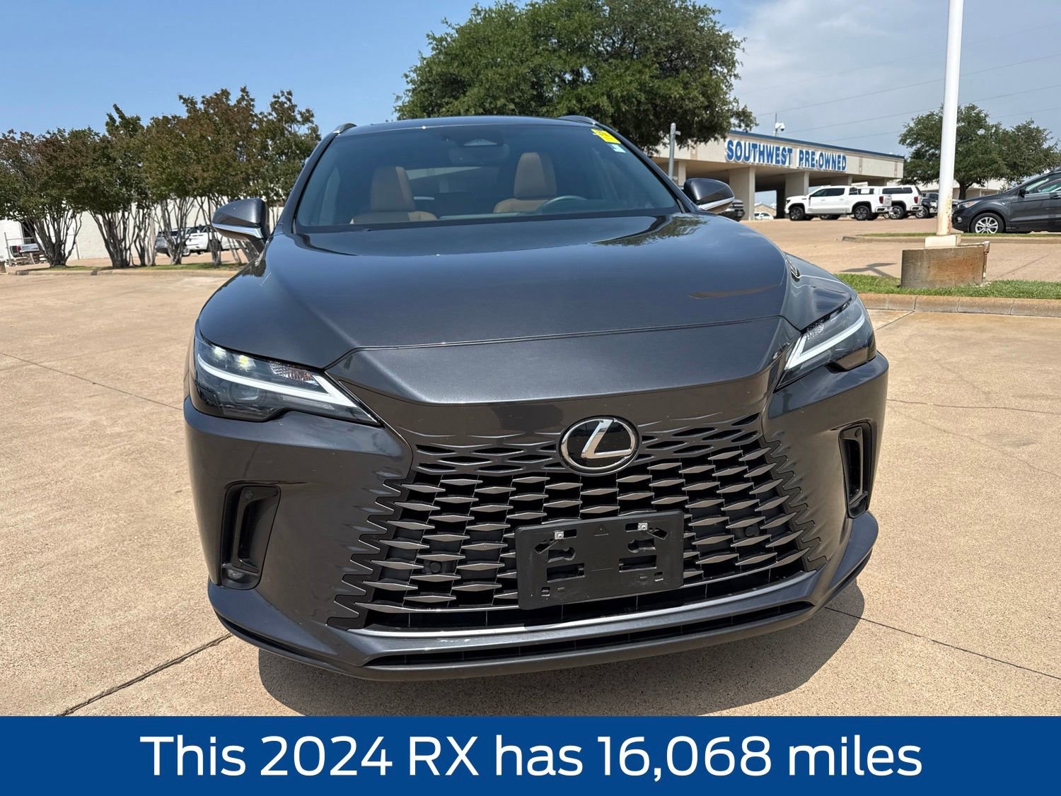 Used 2024 Lexus RX 350 Premium w/ Accessory Package (Z1) FWD image 2