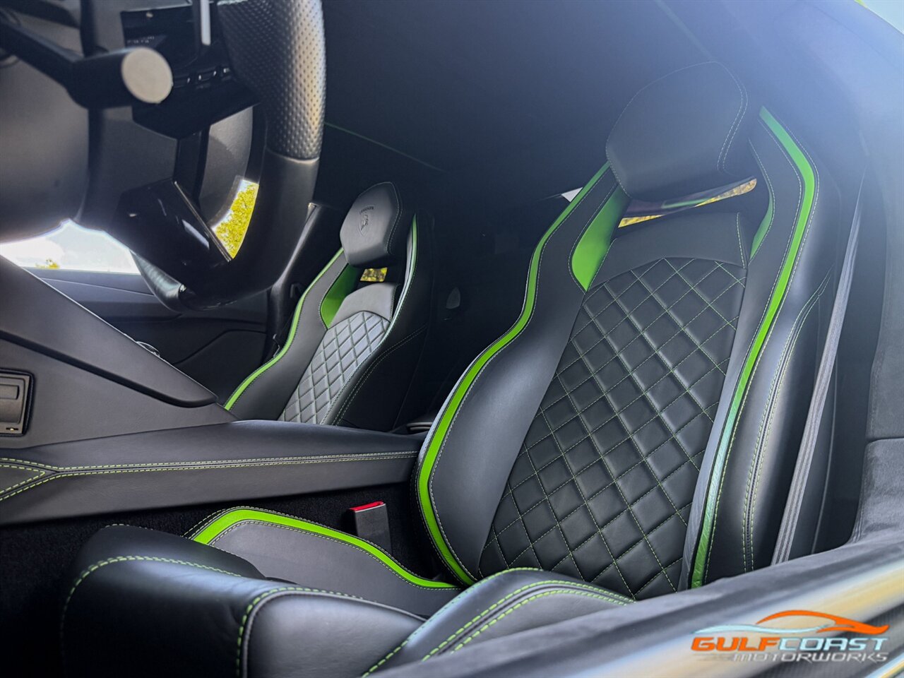 Used 2018 Lamborghini Aventador S AWD/4WD image 23