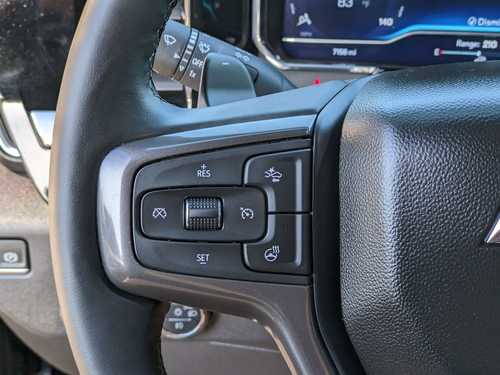 Used 2025 Chevrolet Silverado 1500 High Country image 32