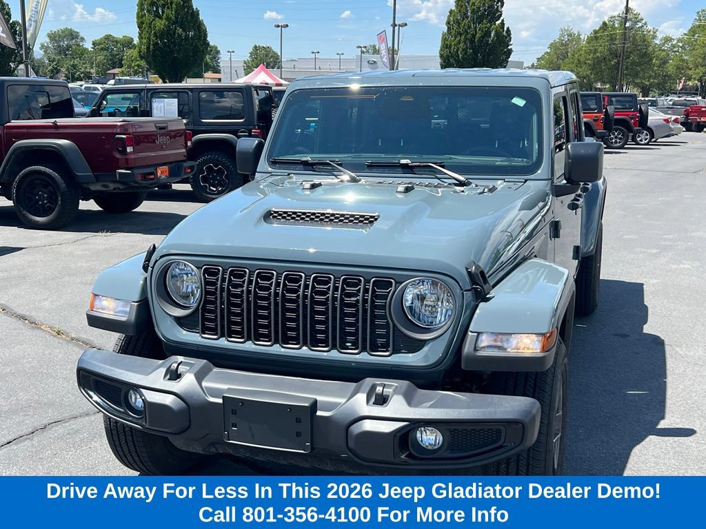 Used 2026 Jeep Gladiator Sport AWD/4WD image 2