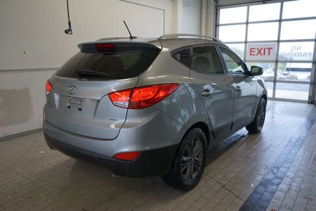Used 2015 Hyundai Tucson SE AWD/4WD image 14
