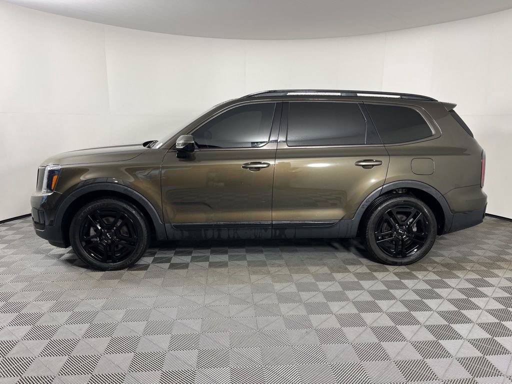Used 2024 Kia Telluride SX Prestige X-Line image 2
