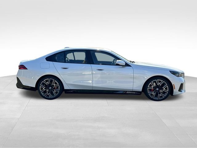New 2026 BMW 540i xDrive w/ M Sport Package image 2
