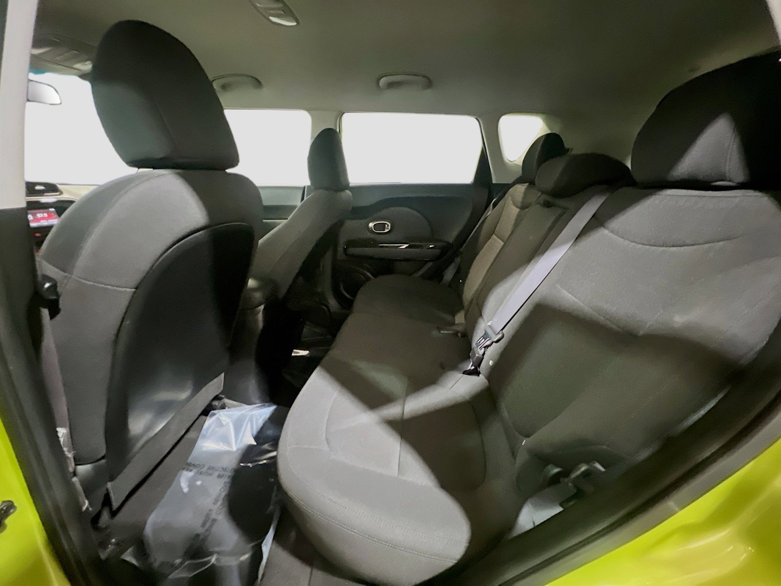 Used 2014 Kia Soul ! FWD image 16