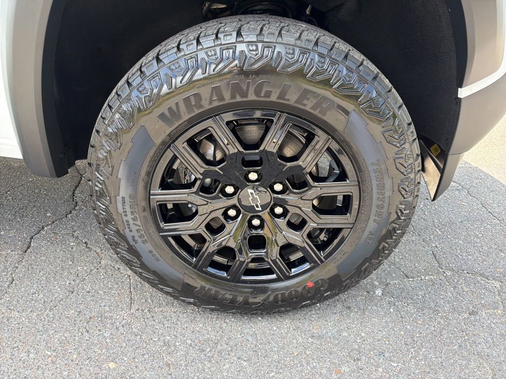 New 2026 Chevrolet Colorado Trail Boss AWD/4WD image 9