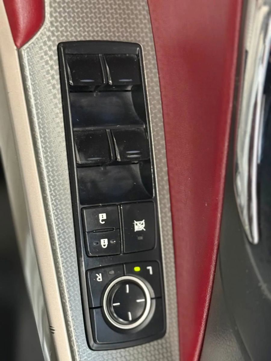 Used 2016 Lexus IS 300 AWD w/ F Sport Package image 24