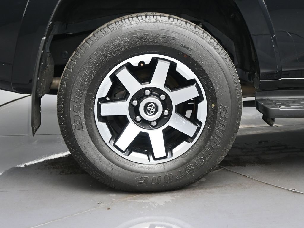 Used 2023 Toyota 4Runner TRD Off-Road Premium image 9