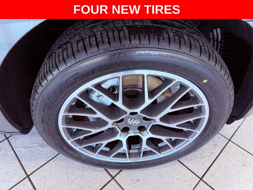 Used 2016 Porsche Macan S image 4