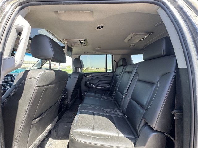 Used 2018 Chevrolet Suburban LT w/ LT Signature Package AWD/4WD image 12