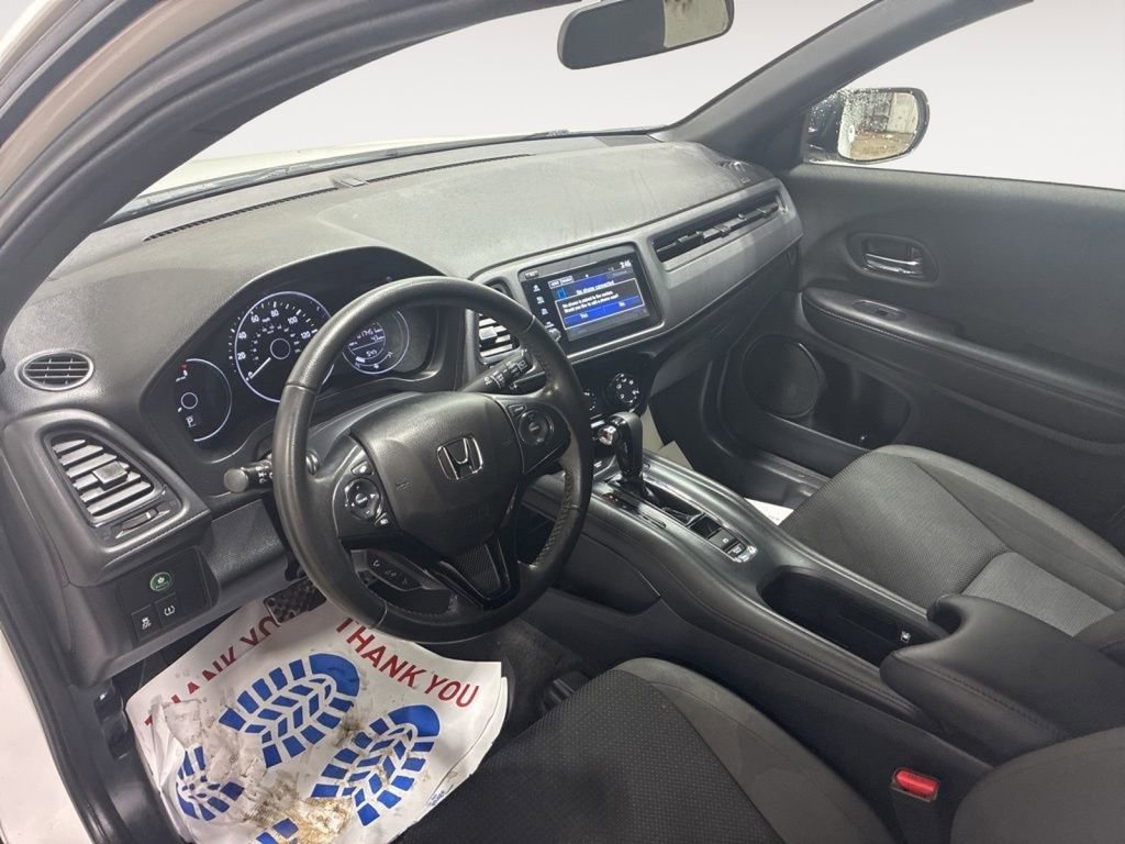Used 2021 Honda HR-V Sport image 28