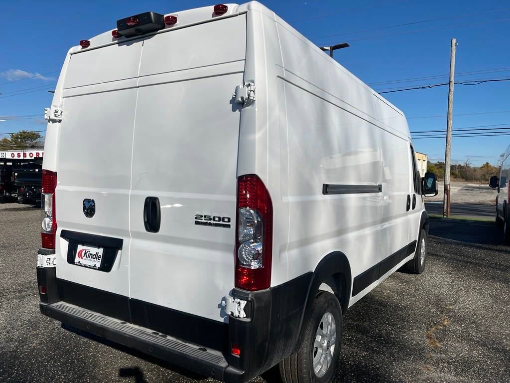 New 2025 RAM ProMaster 2500 w/ Quick Order Package 22G SLT FWD image 22