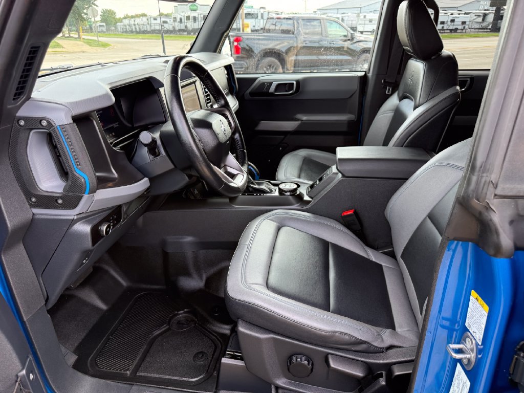 Used 2023 Ford Bronco Black Diamond AWD/4WD image 15