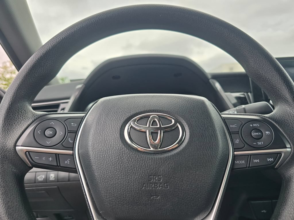 Used 2023 Toyota Camry LE FWD image 19
