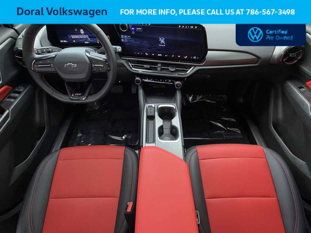 Used 2025 Chevrolet Equinox EV RS FWD image 24