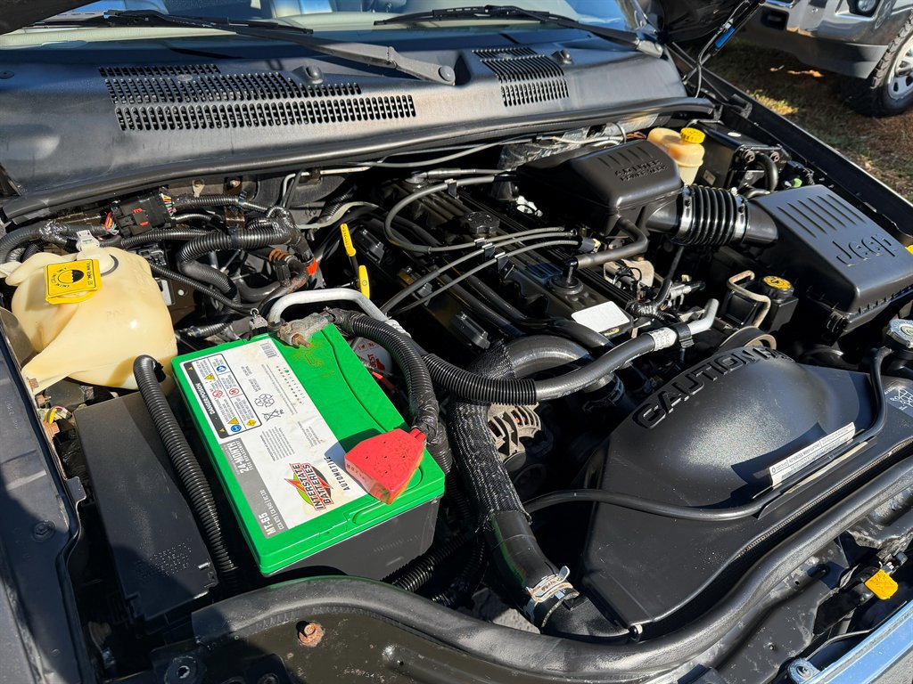 Used 2000 Jeep Grand Cherokee Laredo image 24