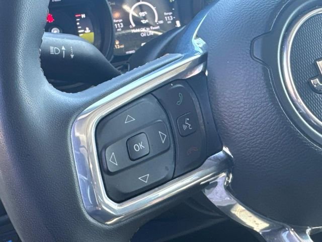 Used 2024 Jeep Wrangler Unlimited Sahara image 25