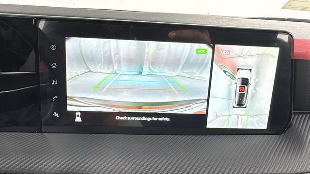 Used 2025 Nissan Kicks SR w/ Illumination Package image 25