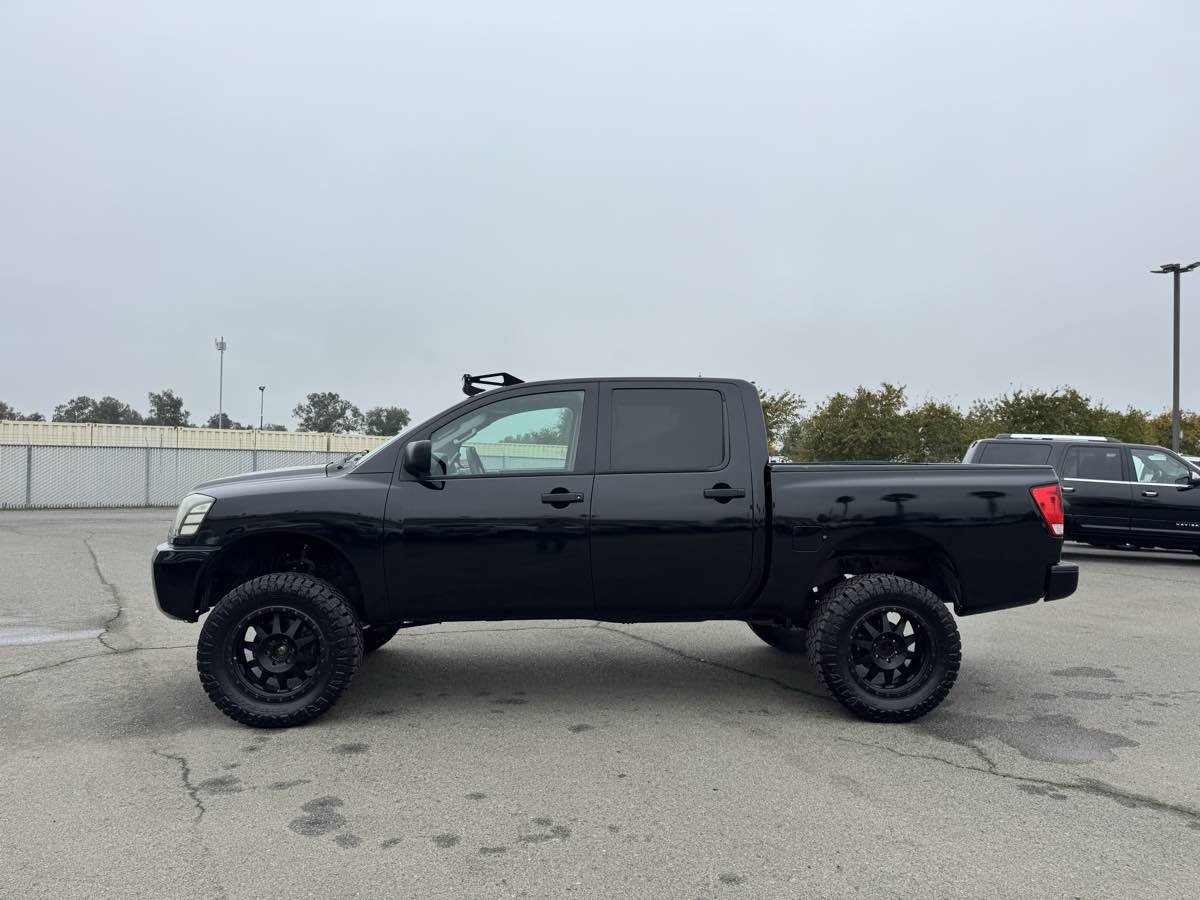 Used 2012 Nissan Titan S image 6