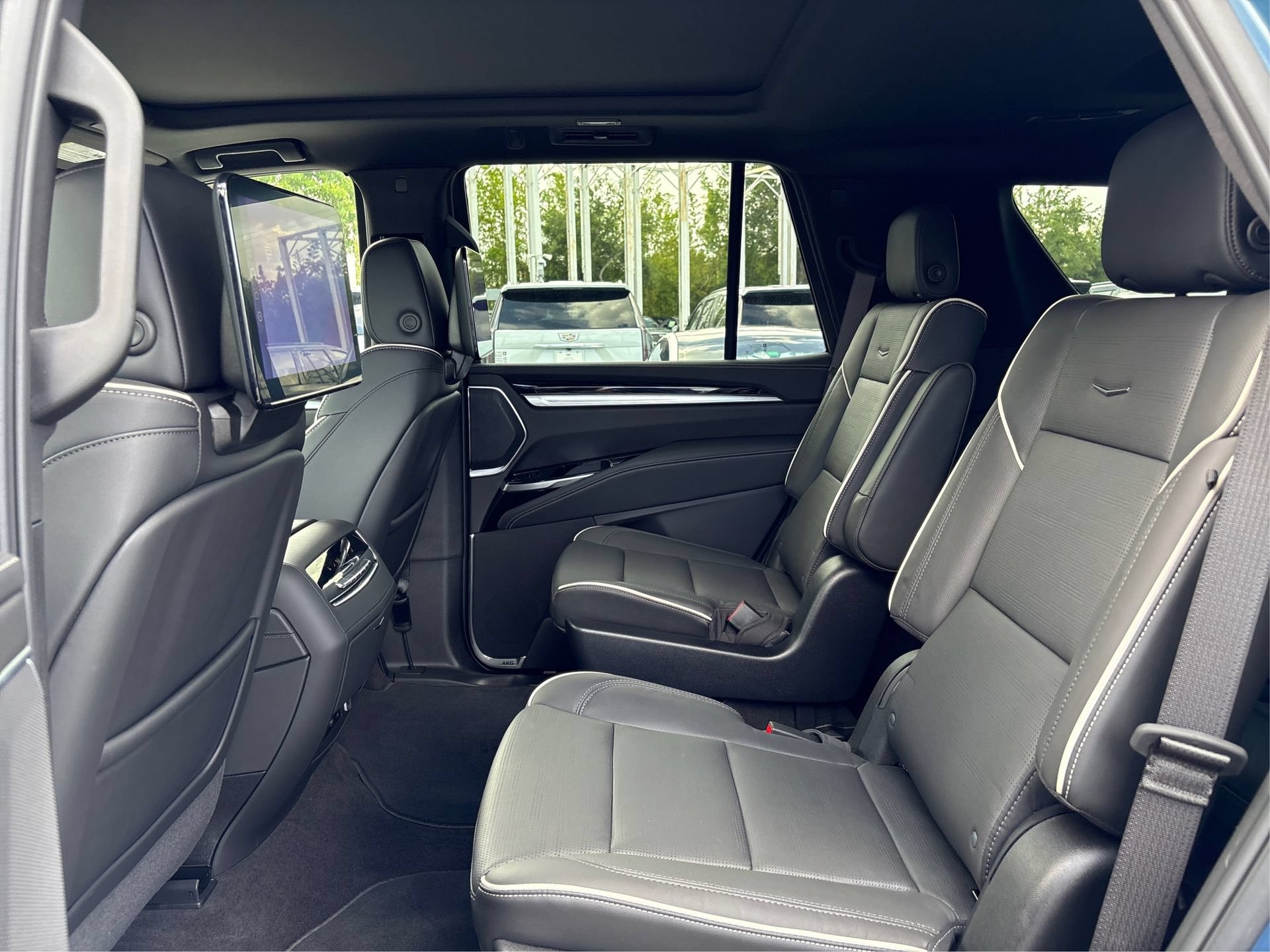 New 2026 Cadillac Escalade Sport w/ Touring Package AWD/4WD image 10