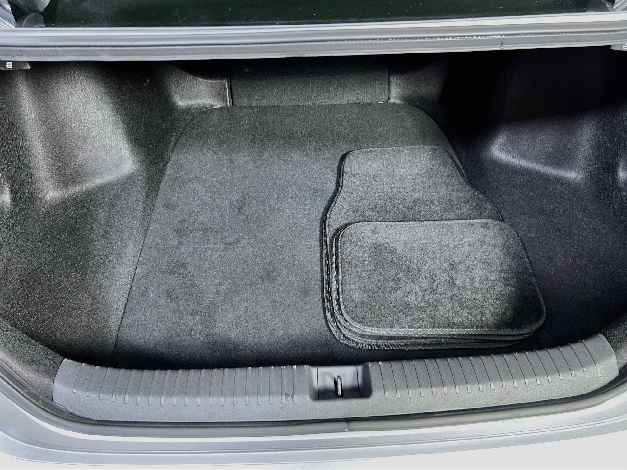 Used 2023 Honda Accord EX image 24