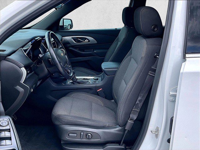 Used 2022 Chevrolet Traverse LT FWD image 27