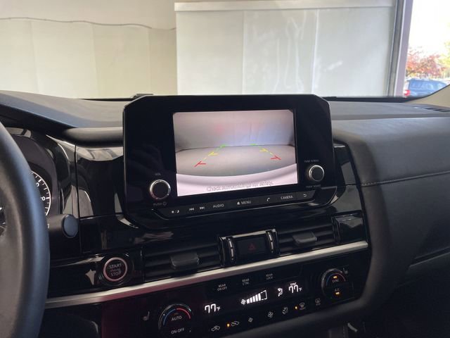 Certified 2024 Nissan Pathfinder SV w/ SV Premium Package image 30