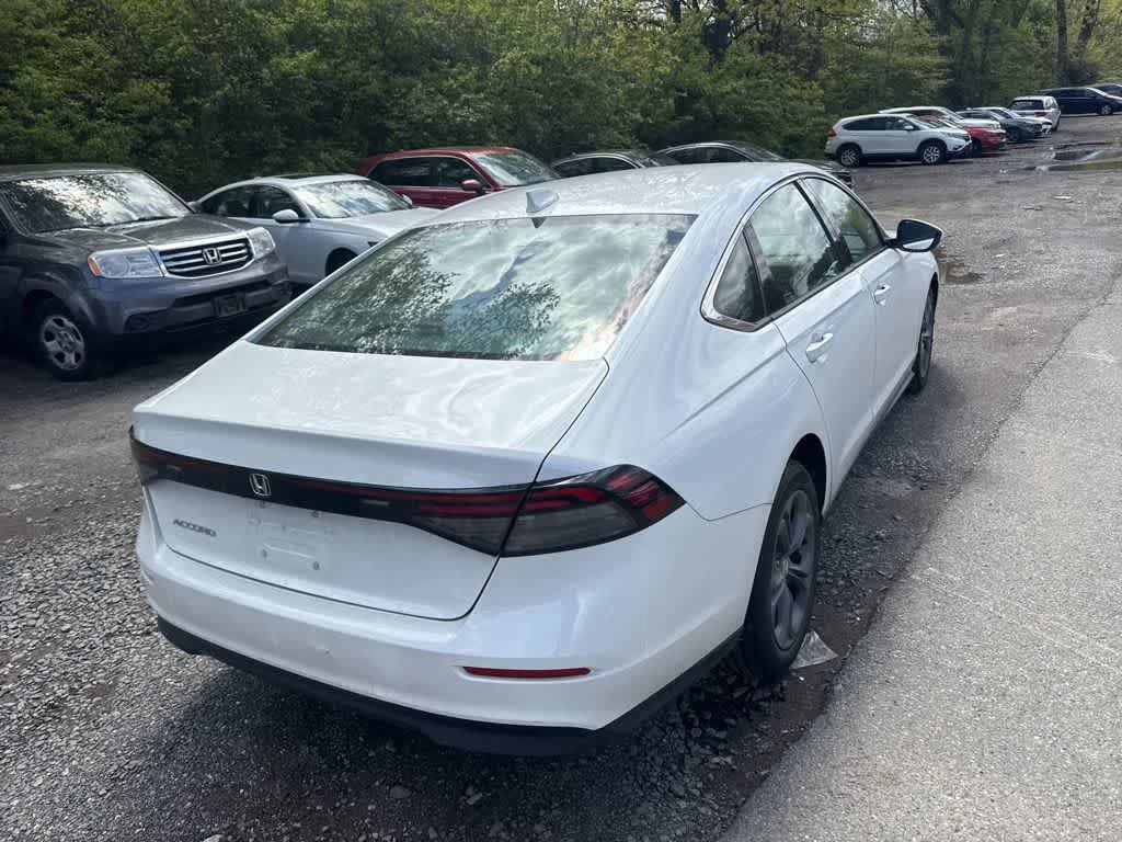 Certified 2023 Honda Accord EX image 25
