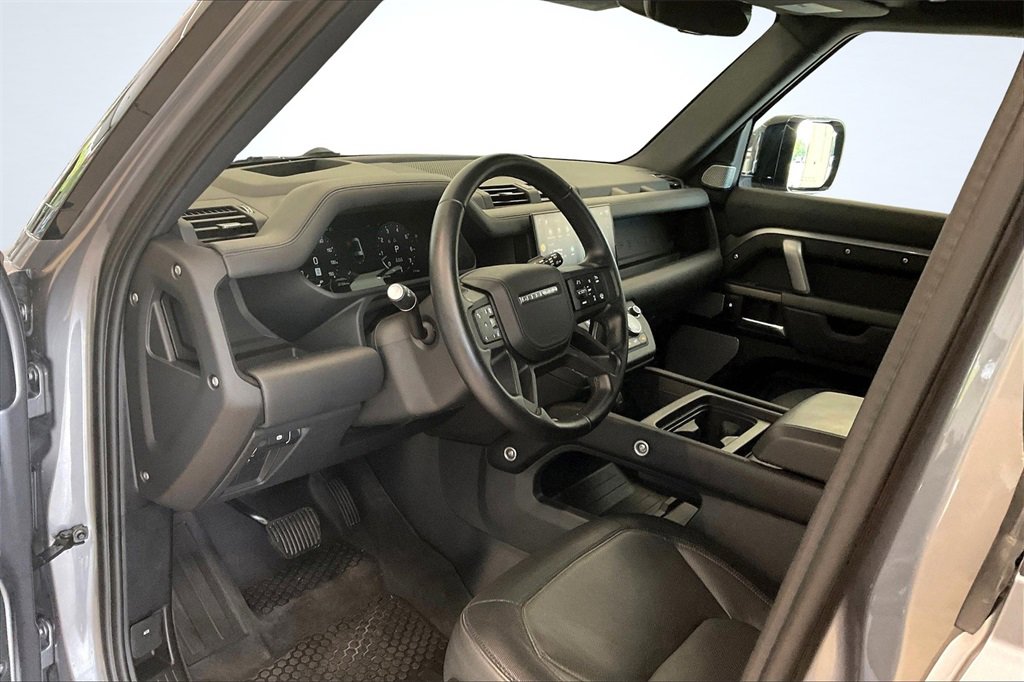 Used 2024 Land Rover Defender 130 Outbound image 14
