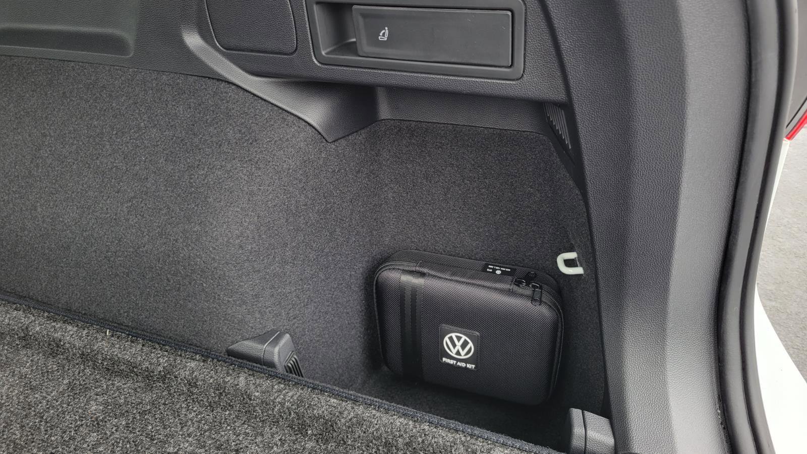 Certified 2023 Volkswagen Tiguan SE w/ Panoramic Sunroof Package image 50