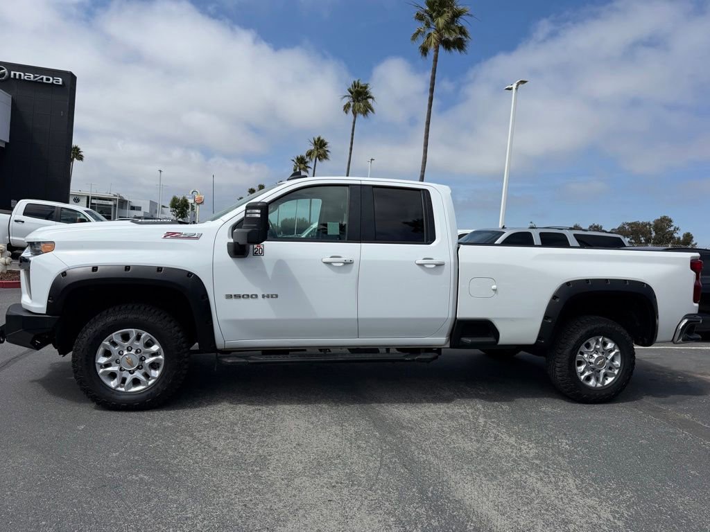 Used 2021 Chevrolet Silverado 3500 LT w/ Convenience Package AWD/4WD image 2