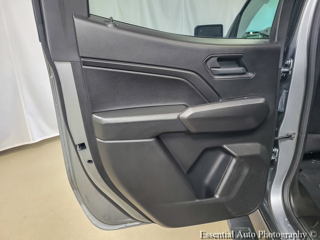 Used 2025 Chevrolet Colorado Trail Boss AWD/4WD image 17