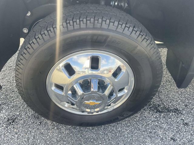 Used 2025 Chevrolet Silverado 3500 LTZ w/ LTZ Plus Package image 11