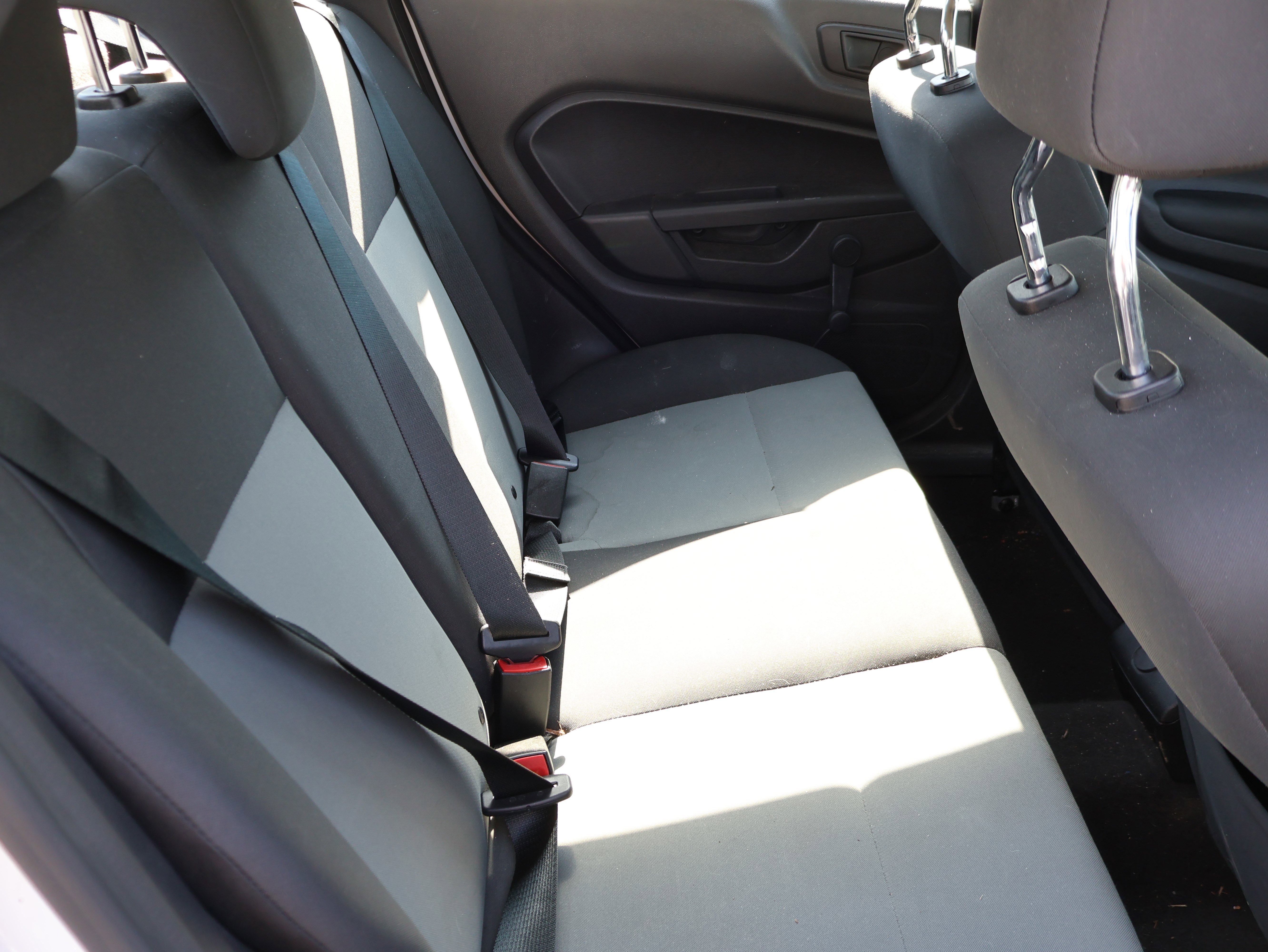 Used 2017 Ford Fiesta S image 14