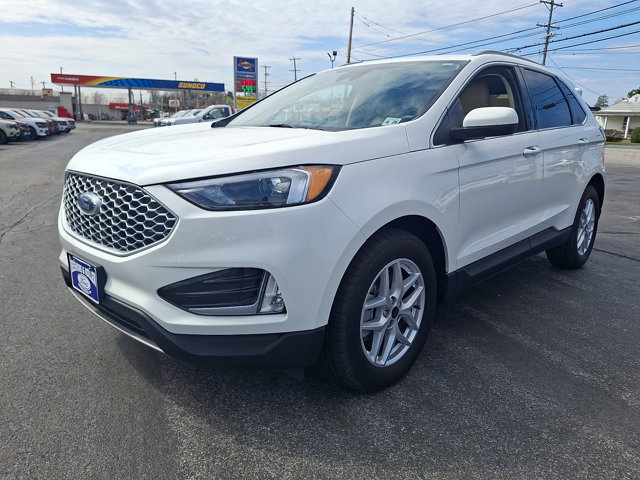 Certified 2023 Ford Edge SEL w/ Convenience Package image 3