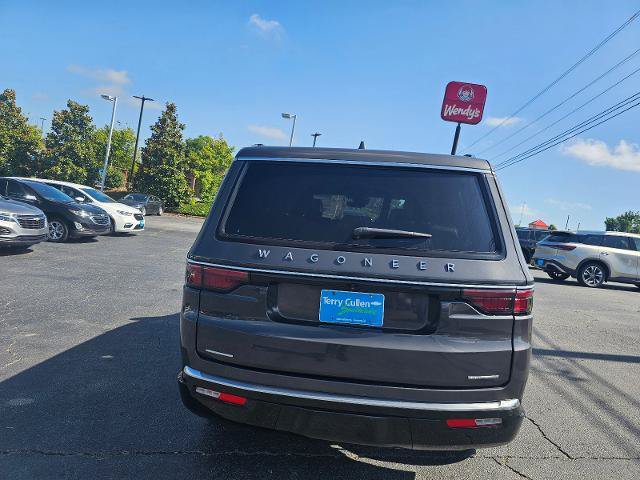 Used 2022 Jeep Wagoneer Series III w/ Premium Group I AWD/4WD image 35