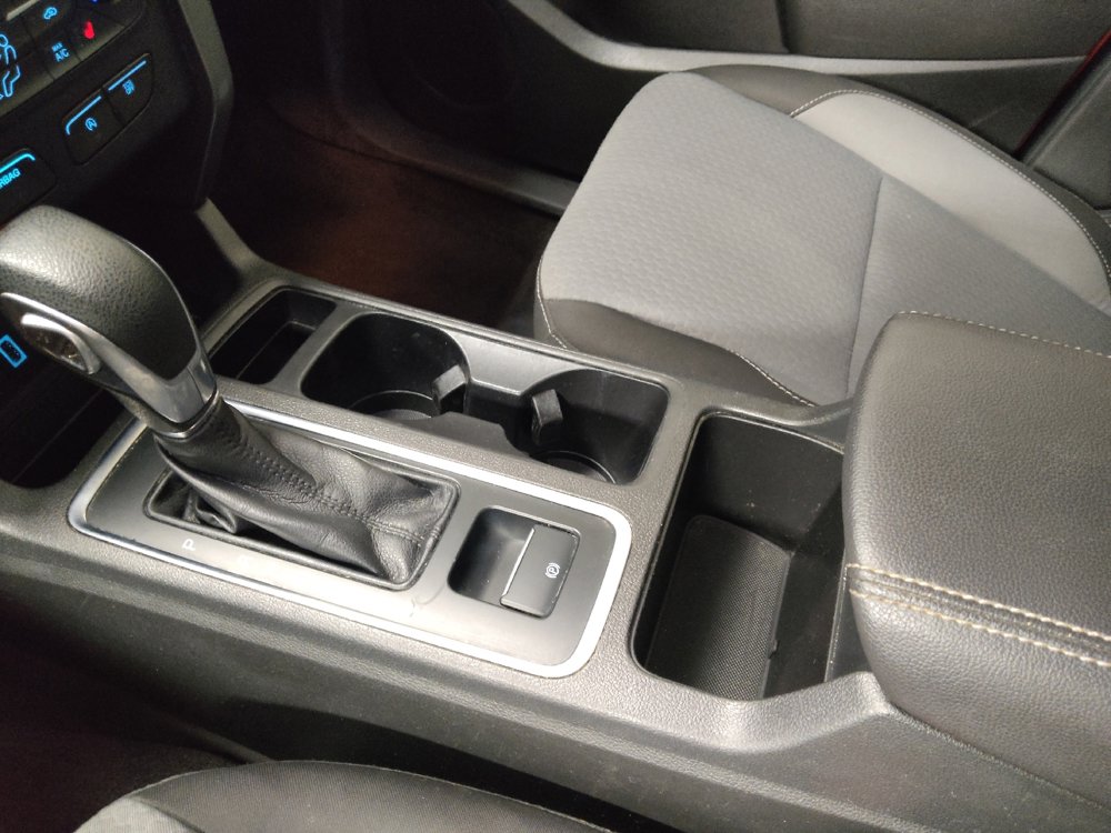 Used 2019 Ford Escape SE image 26